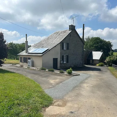 Maison De Champeaux * Saint-Fraimbault-sur-Pisse